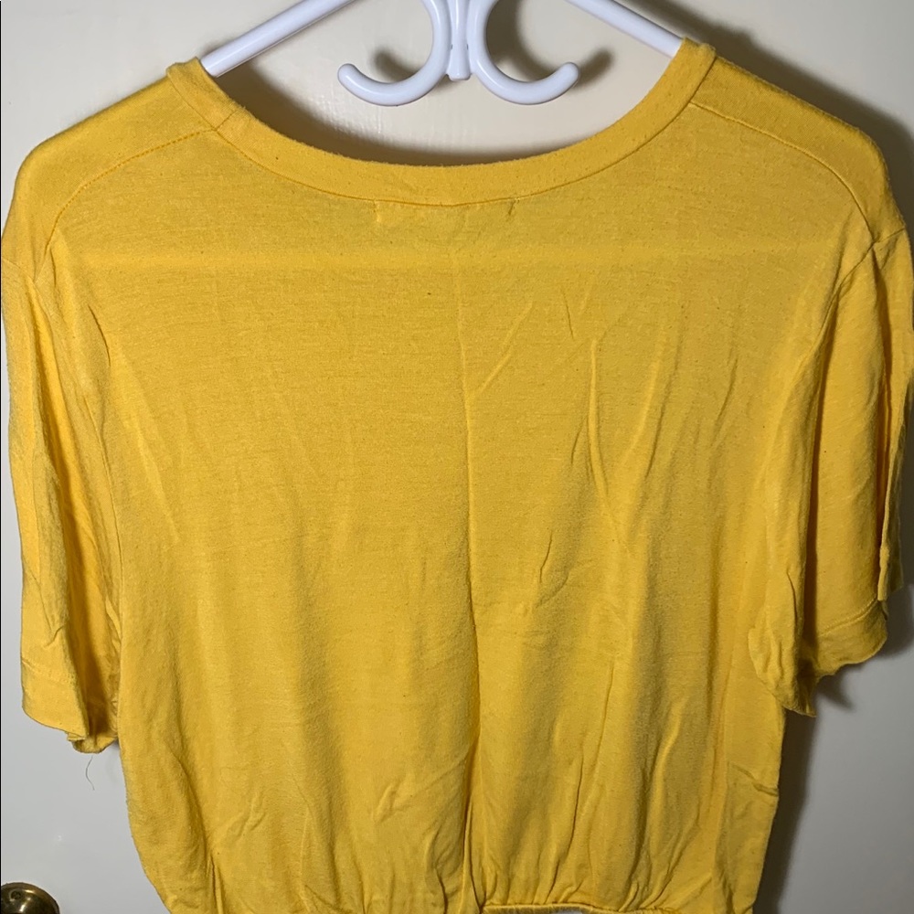 Crop top - Picture 2 of 2